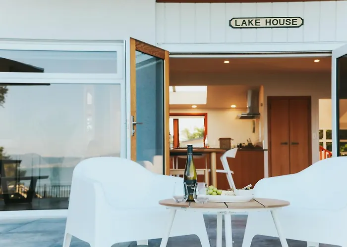 Holiday home Lakeview Haven