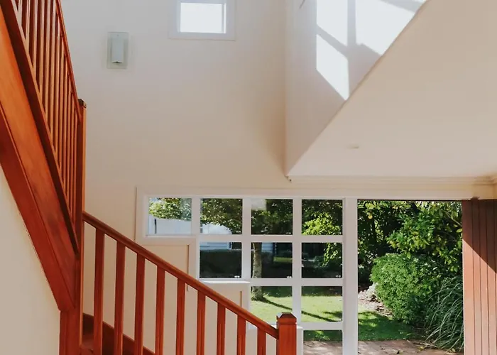 Lakeview Haven Holiday home